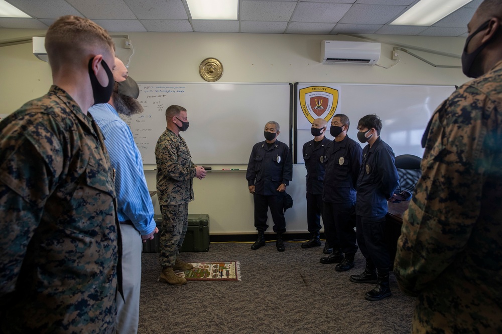 Japanese Security Guards receive awards