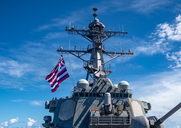 2020 Battle 'E' Awarded to Barry - The Finest Forward Deployed Destroyer