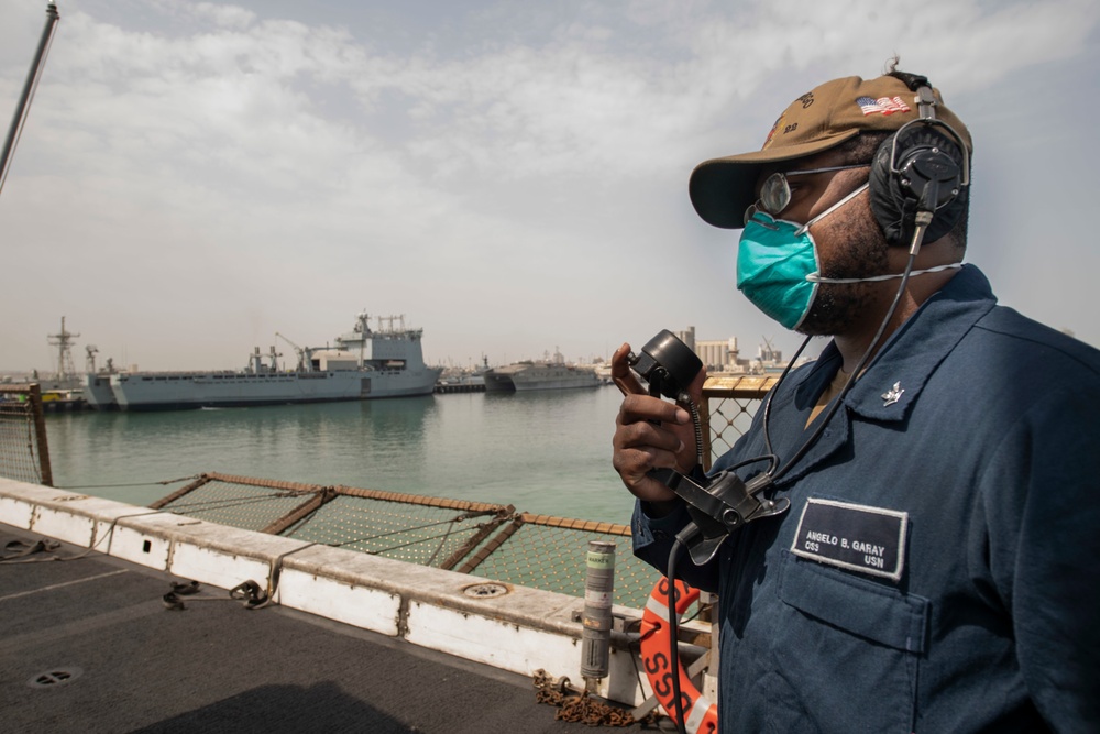 USS San Diego Departs from Bahrain