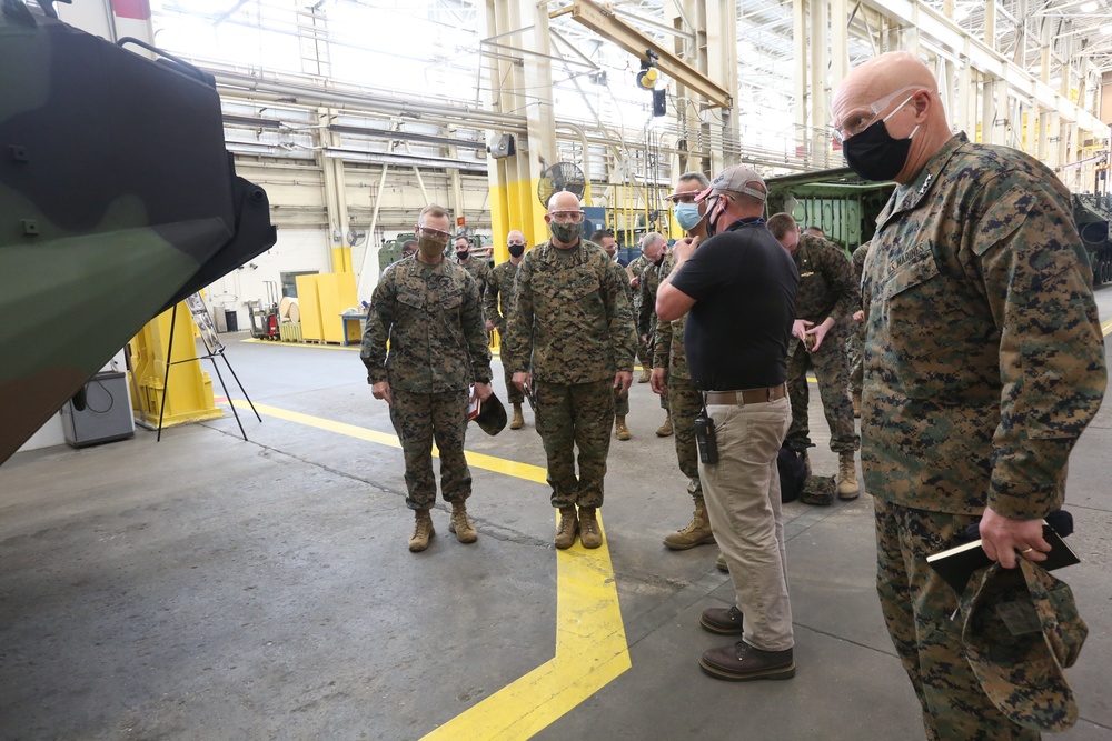 Gen. Berger visits Marine Corps Logistics Command, Albany, GA.