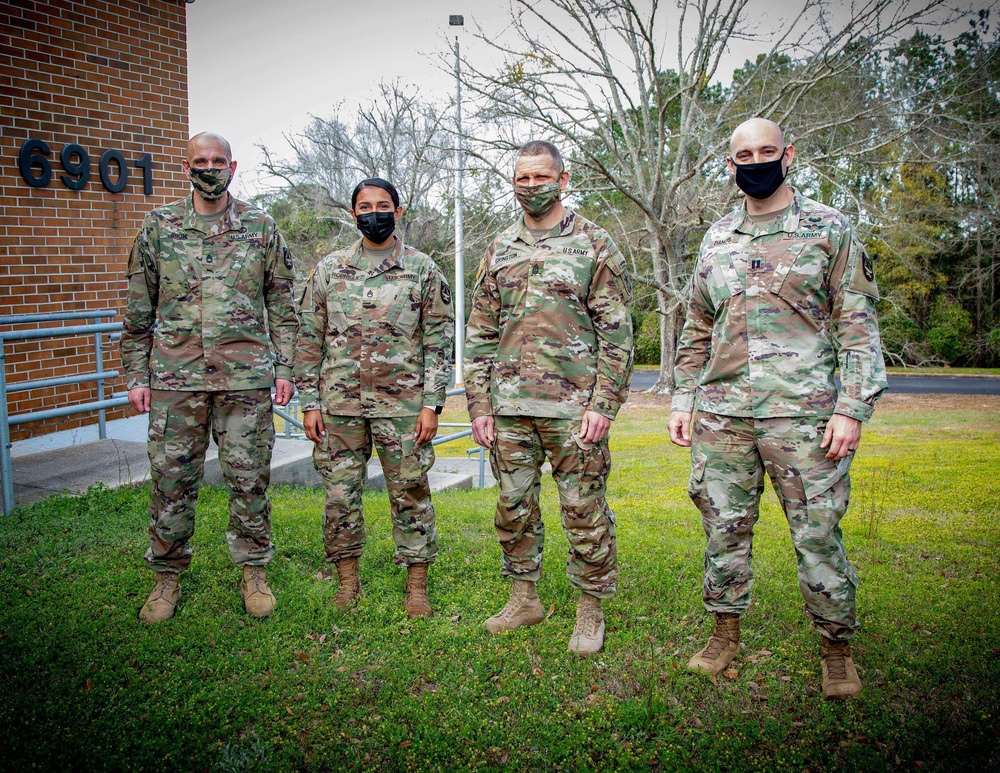 Sergeant Major of the Army (SMA) Michael Grinston visit to the United States Aeromedical Research Laboratory (USAARL) FT Rucker, AL.