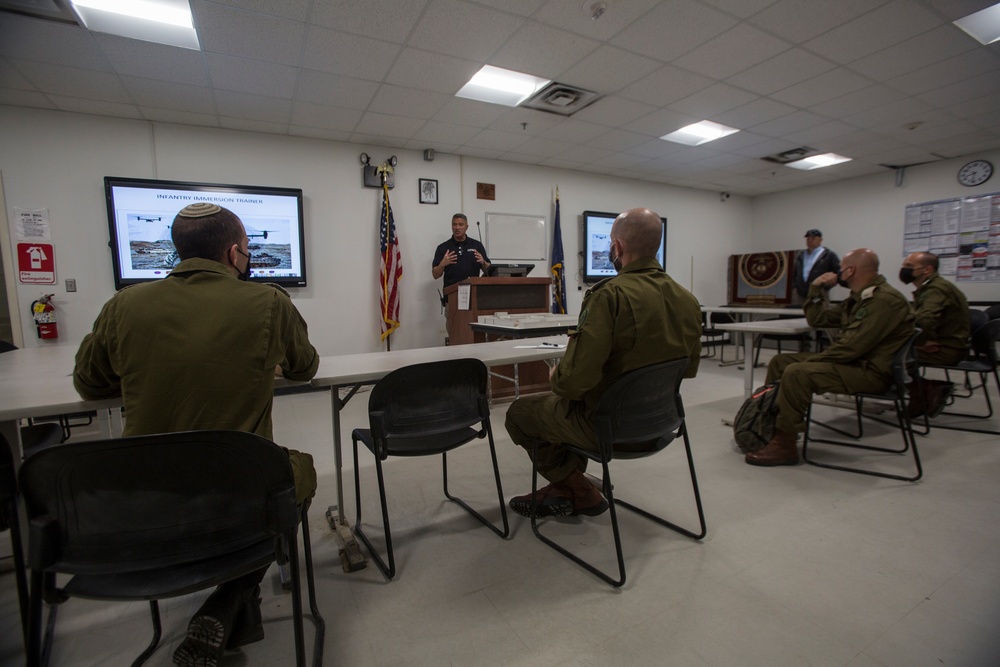 IDF leaders visit Camp Lejeune simulation facilities