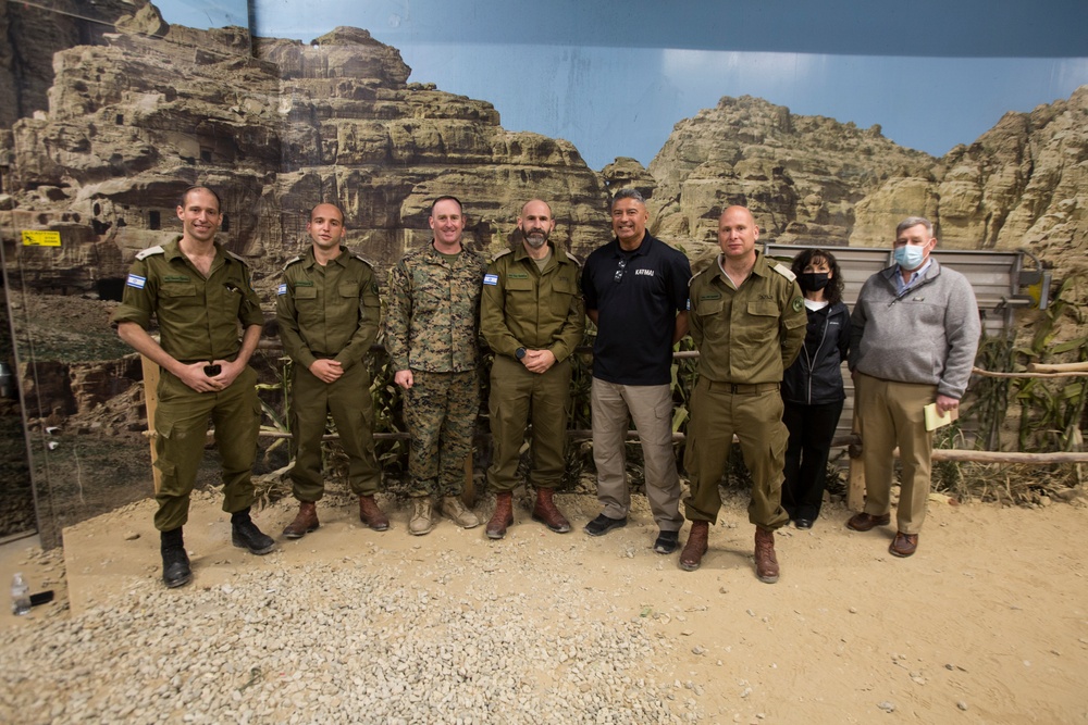 IDF leaders visit Camp Lejeune simulation facilities