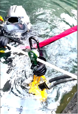 Underwater Construction Team 2 Deploys to Commander, Fleet Activities Yokosuka