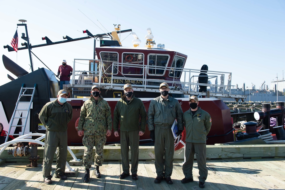 U.S. Sailors pose for photo