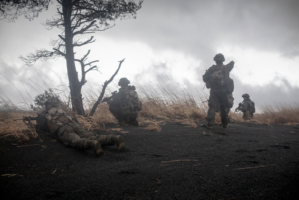 Echo Battery conducts Force on Force exercise