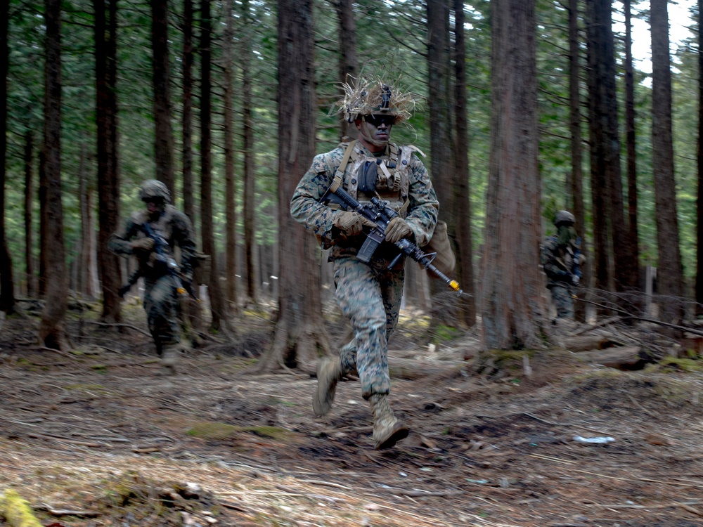 Echo Battery conducts Force on Force exercise