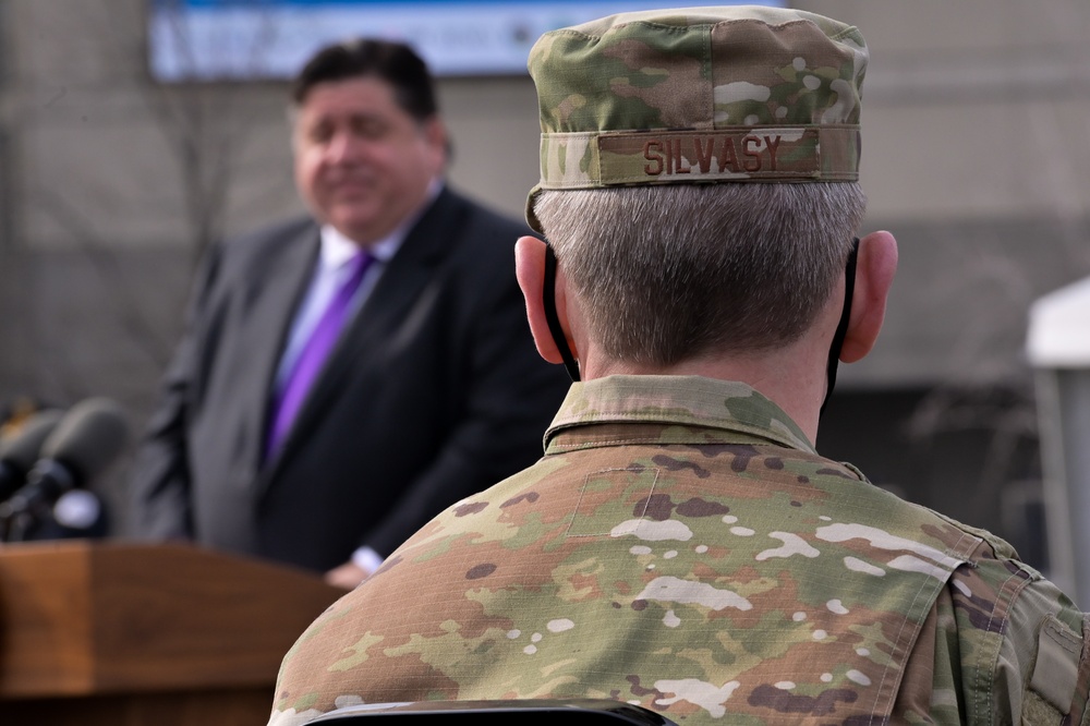 United Center Arena Houses Active-Duty to Administer COVID-19 Vaccine