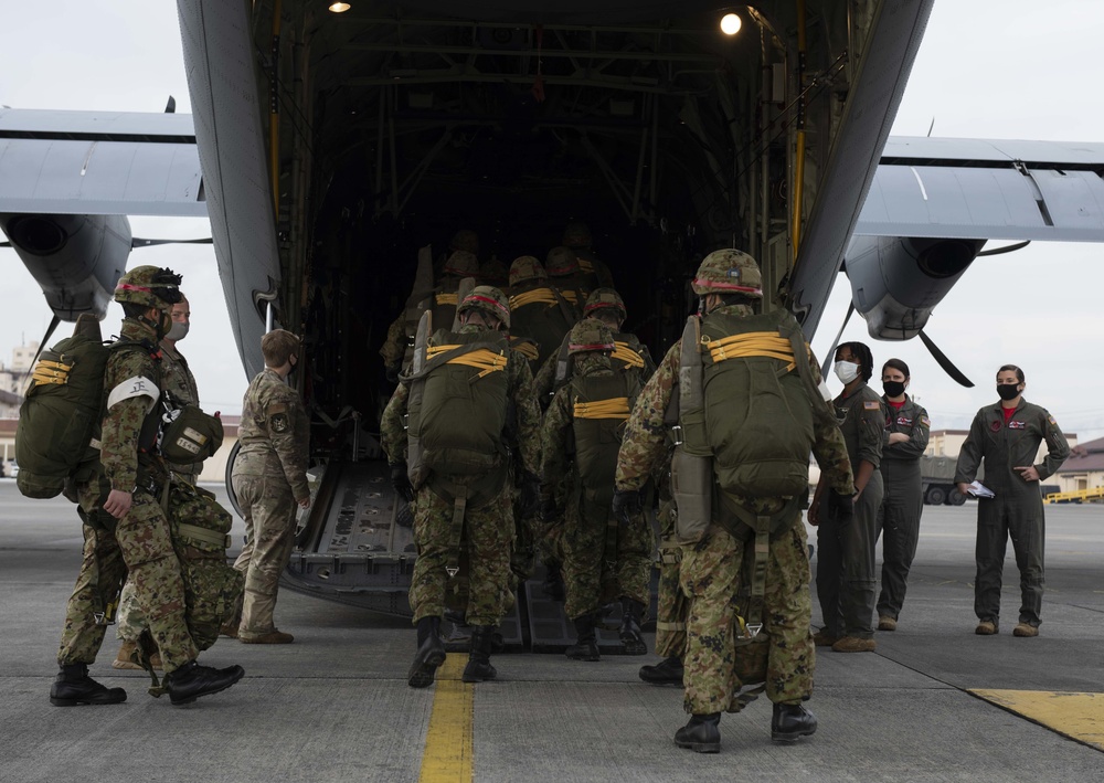 U.S.- Japan conducts historic airborne operation