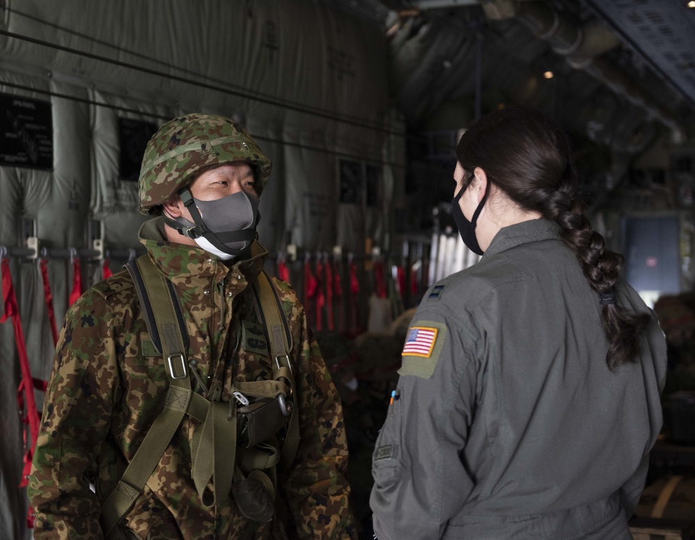 U.S.- Japan conducts historic airborne operation