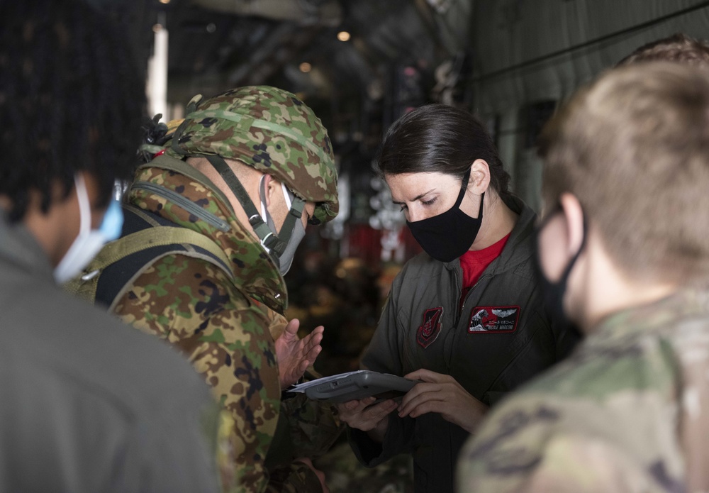 U.S.- Japan conducts historic airborne operation