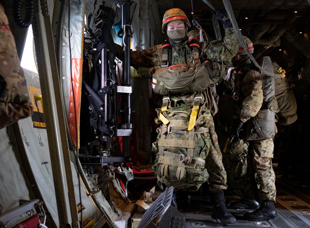 U.S.-Japan conducts historic airdrop