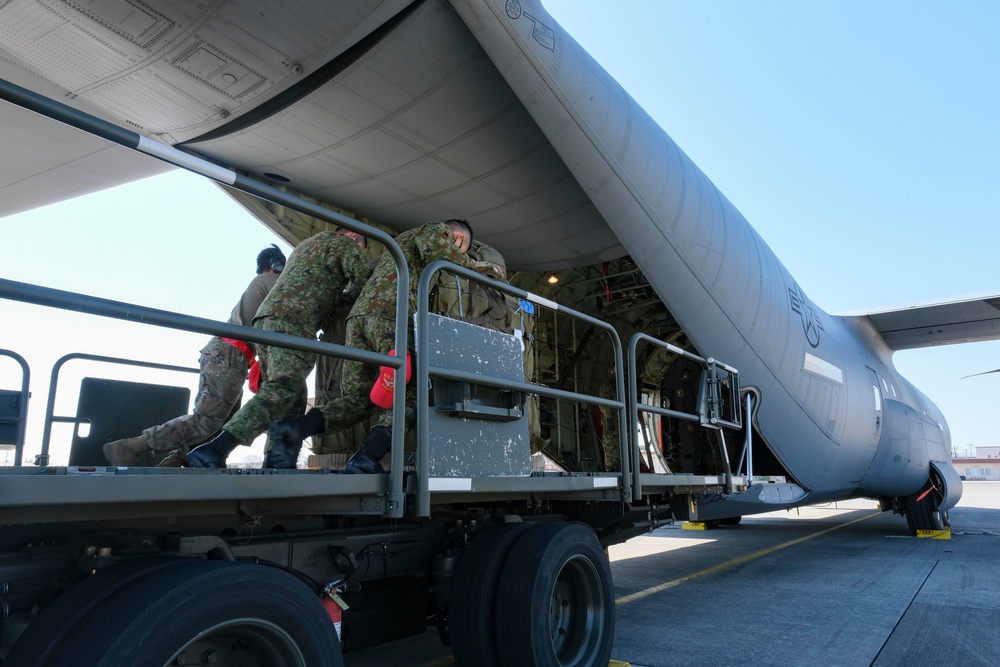 U.S.-Japan conducts historic airdrop