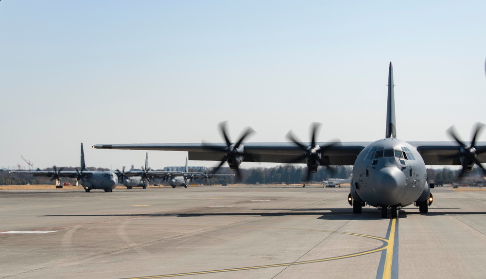 U.S.-Japan conducts historic airdrop