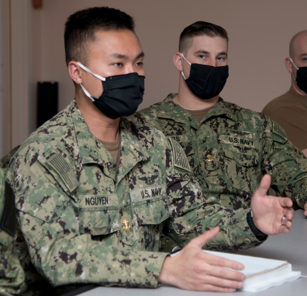 NSI/STA-21 Students Participate in Extremism Training