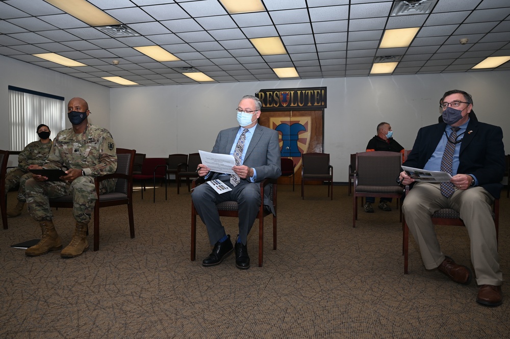 IMCOM official visits JBLE