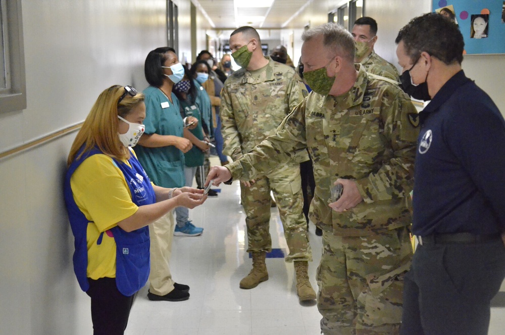 Lt. Gen. Gabram Visits Fort Campbell