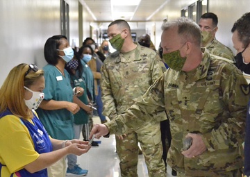 Lt. Gen. Gabram Visits Fort Campbell