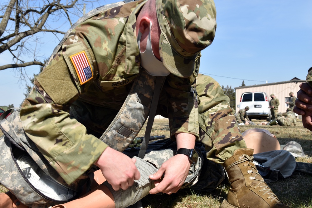 Civil Affairs Soldiers conduct CLS training