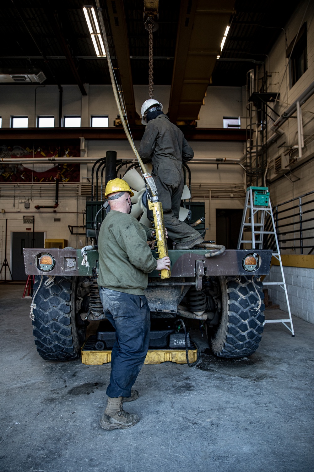 2nd Marine MLG MST Replace MTV 7 Ton Engine