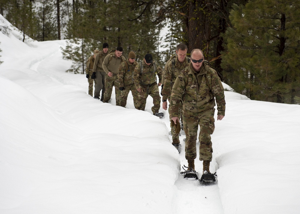 124th SFS Trains in Extreme Cold Weather Conditions