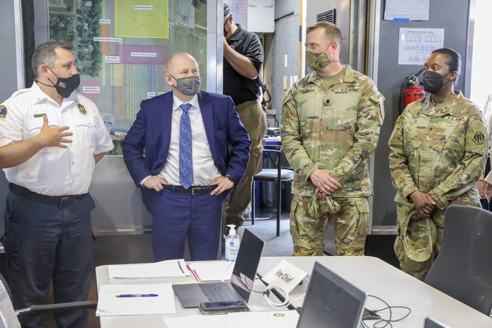 U.S. Secretary of the Army Visits Dallas CVC