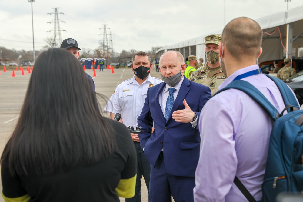 U.S. Secretary of the Army Visits Dallas CVC