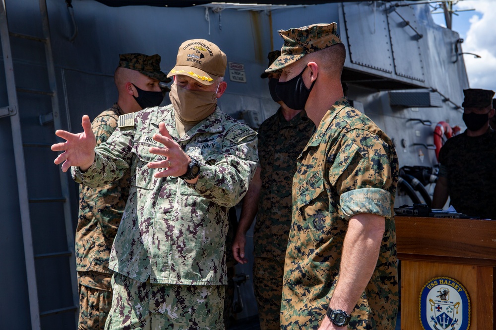 Teamwork makes the dream work: Navy, Marine Corps leadership meets aboard USS Halsey