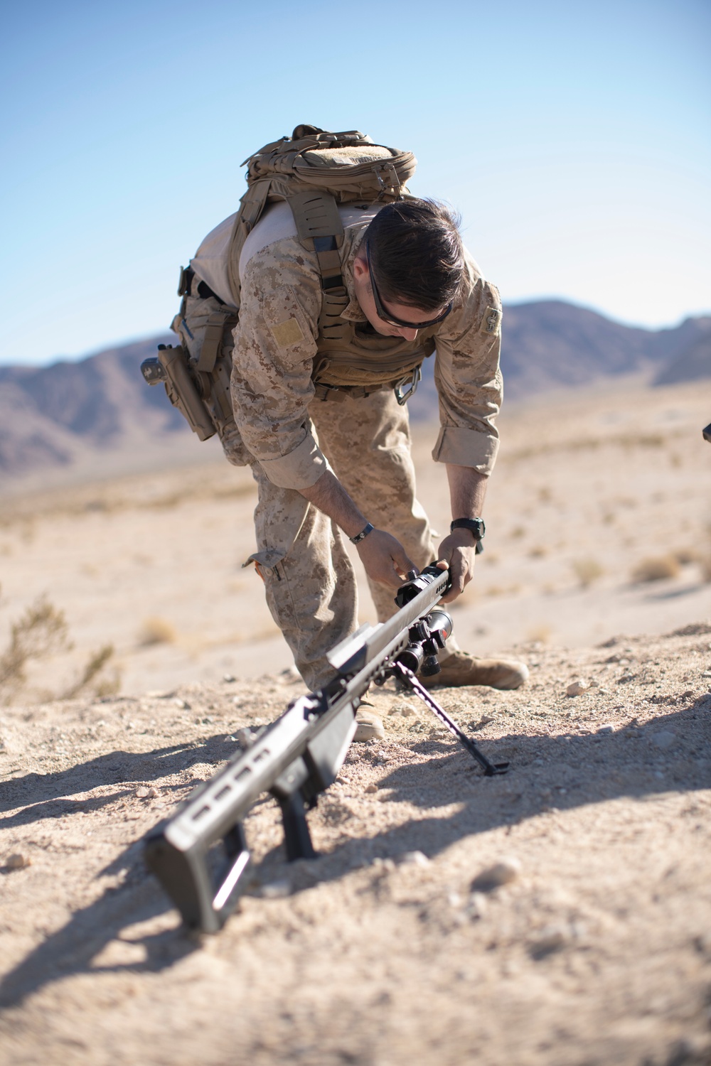 11th MEU Marines conduct surface munition disruption range