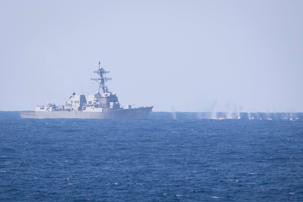Mitscher Conducts Interoperablity Exercises with Hellenic Navy