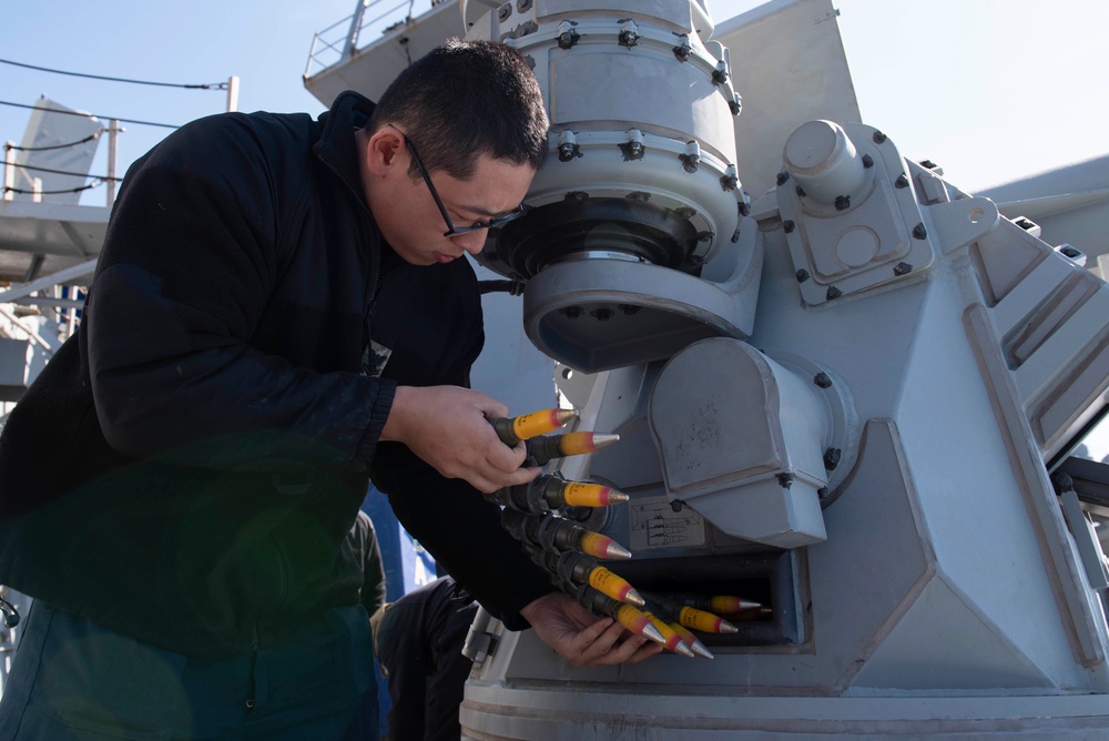 Mitscher Conducts Interoperablity Exercises with Hellenic Navy