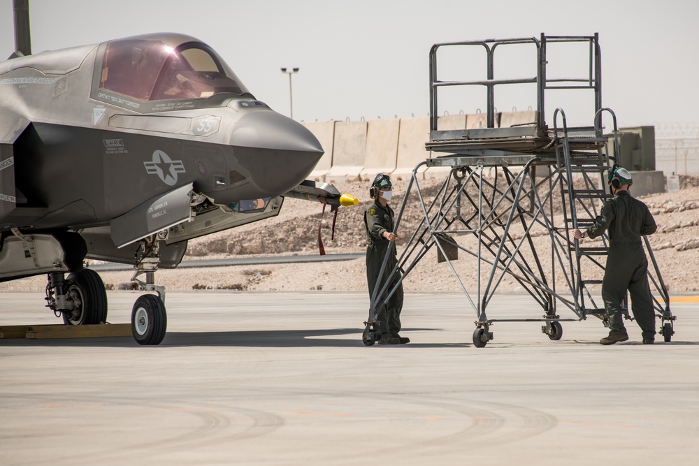 F-35B Lightning II stops at AUAB for AFCENT ACE capstone event
