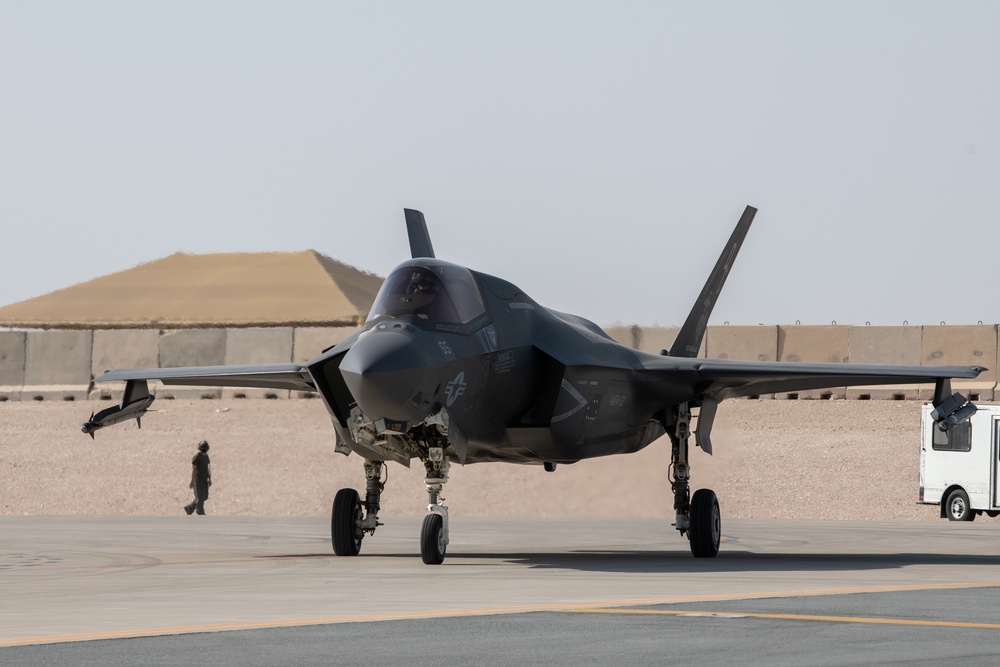 F-35B Lightning II stops at AUAB for AFCENT ACE capstone event