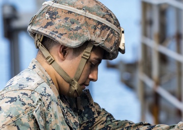 Kilo Company, 31st MEU rappels aboard USS Ashland