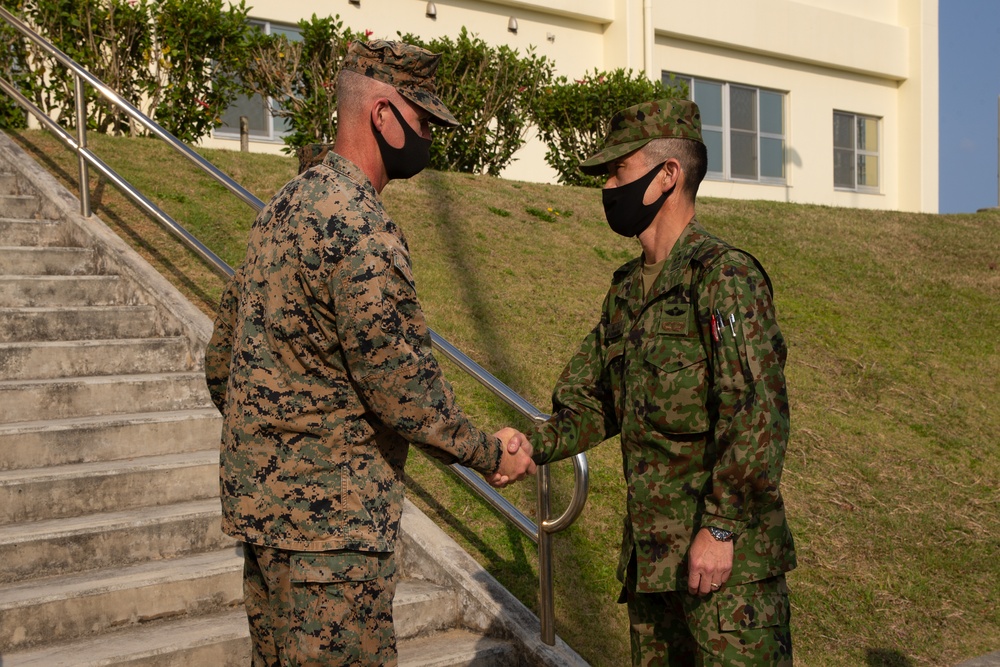 Col. Masahiro Yamashita, commanding officer, 51st Regiment, Japan Ground Self-Defense Force, meets with key leaders with 4th Marine Regiment