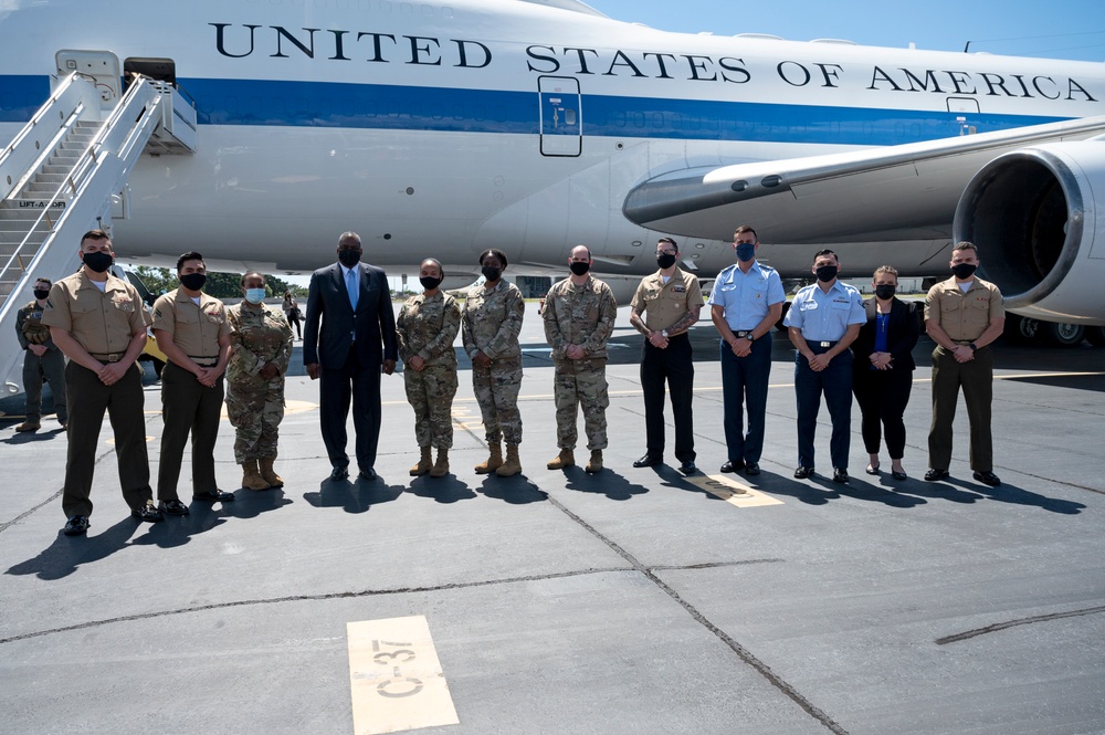 Secretary Austin Greets Personnel at Joint Base Pearl Harbor-Hickam