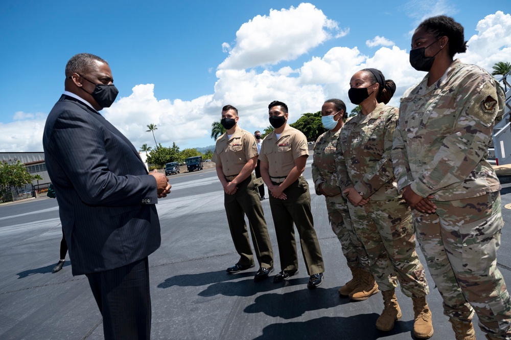 Secretary Austin Greets Personnel at Joint Base Pearl Harbor-Hickam