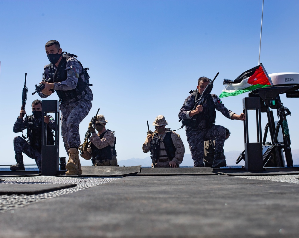 SPMAGTF-CR-CC: Joint Maritime Boat Raids