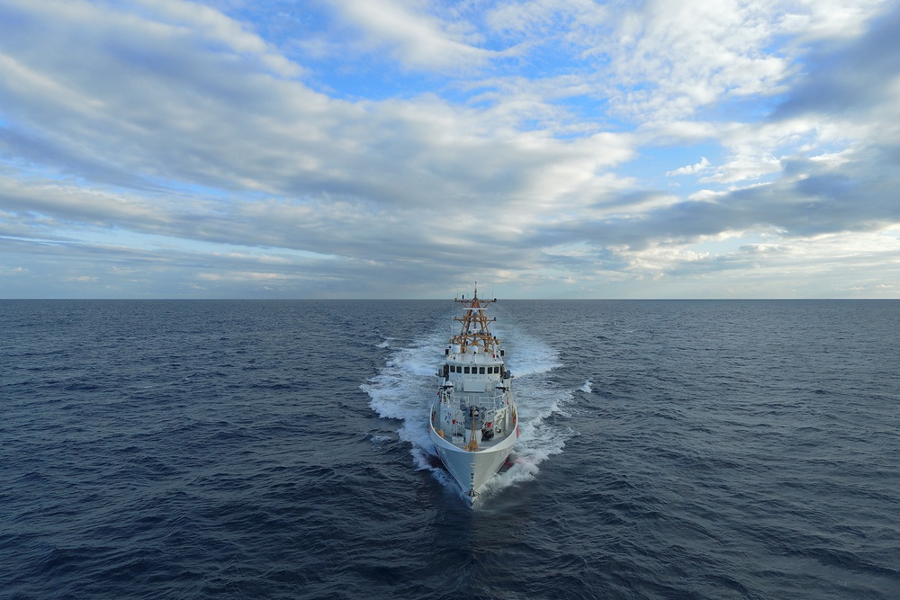 USCGC Charles Moulthrope Underway