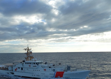 USCGC Charles Moulthrope Underway