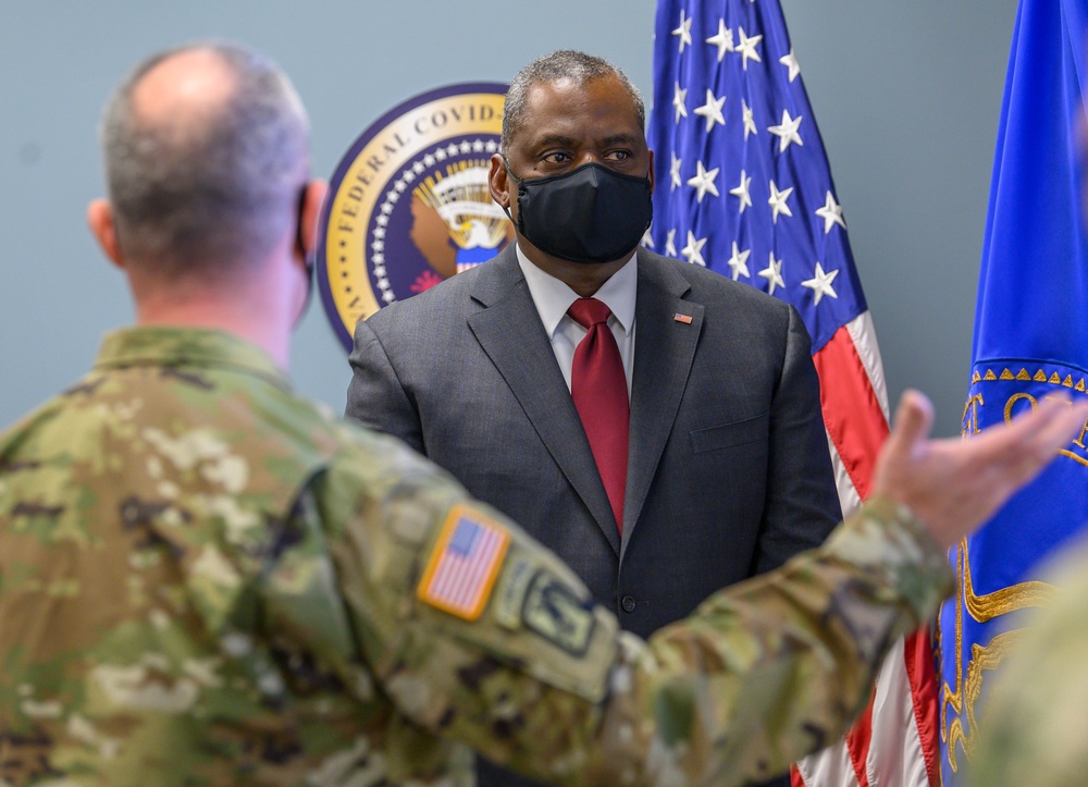 SECDEF Visits Federal COVID-19 Vaccines and Therapeutics Operation