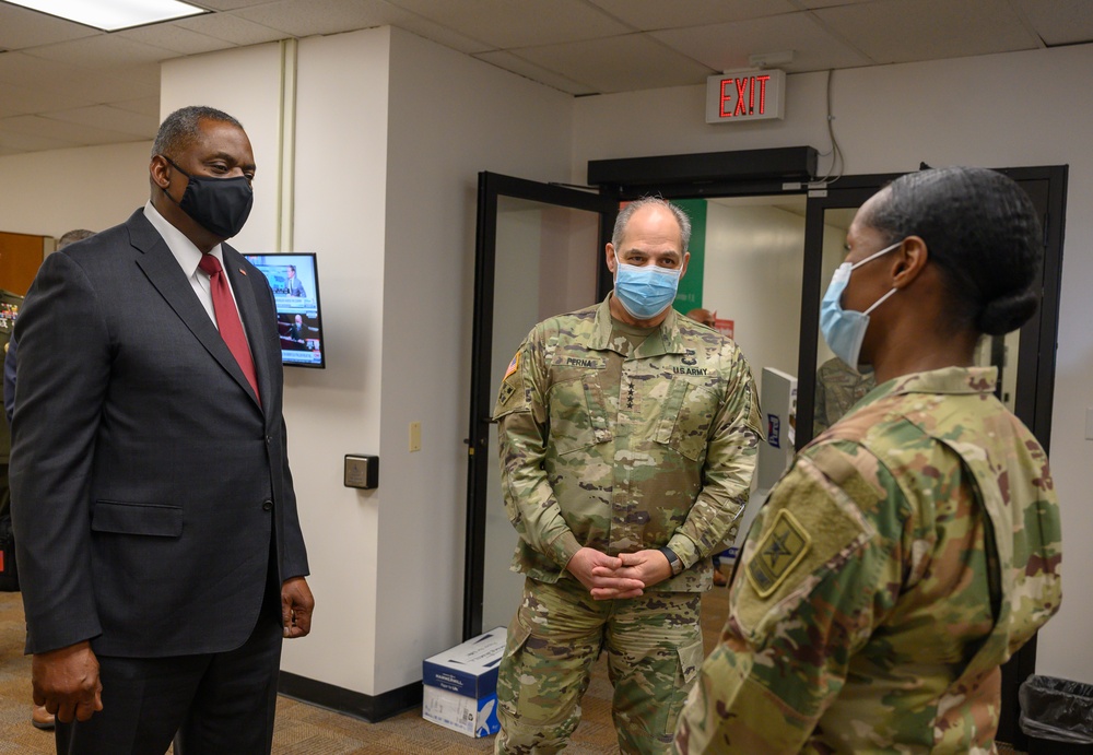 SECDEF Visits Federal COVID-19 Vaccines and Therapeutics Operation