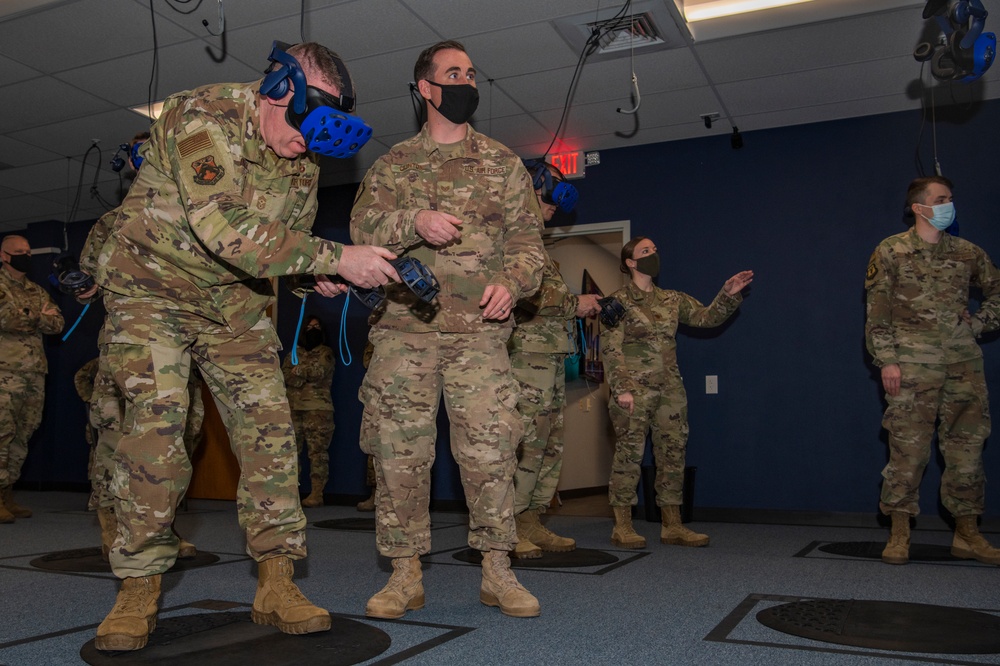 18th Air Force command recognizes Dyess’ VR lab