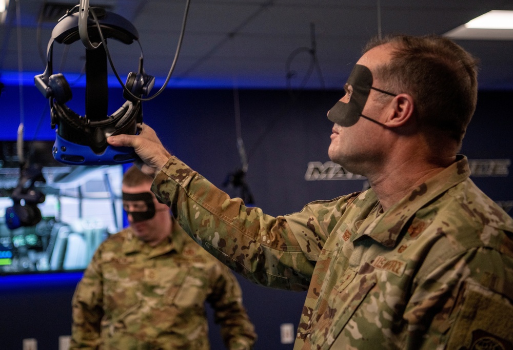 18th Air Force command recognizes Dyess’ VR lab