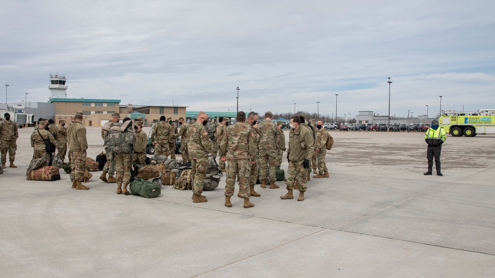 Michigan National Guard soldiers return from D.C.