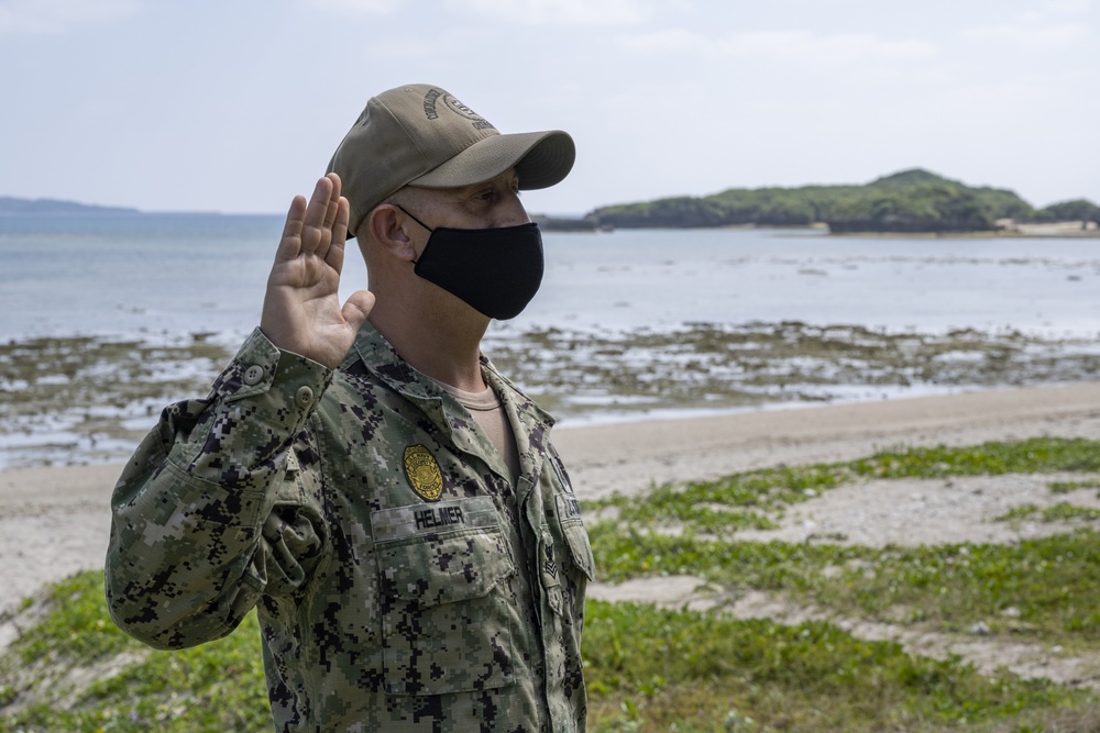 CFAO Sailor Reenlists on White Beach