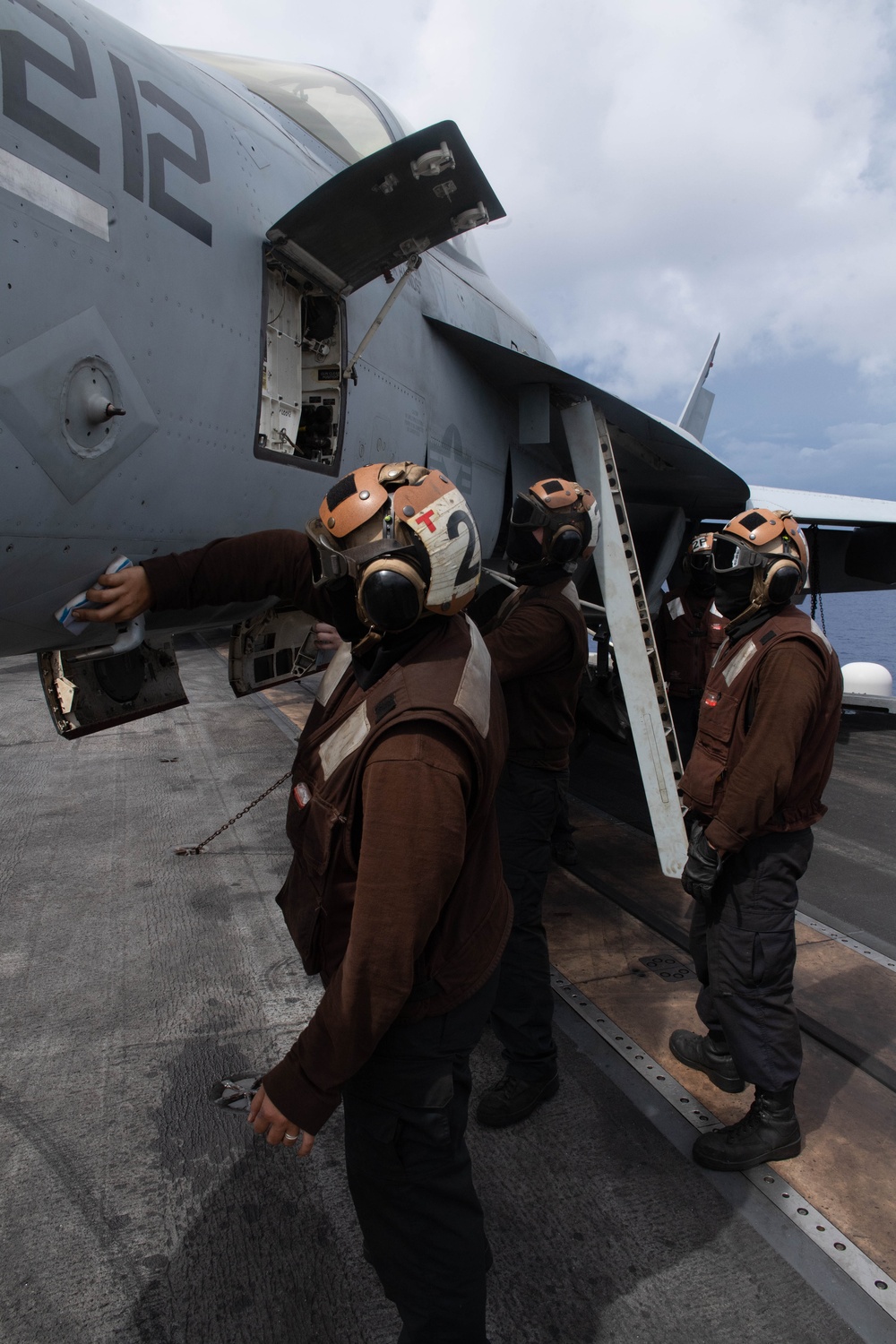 USS Theodore Roosevelt (CVN 71)