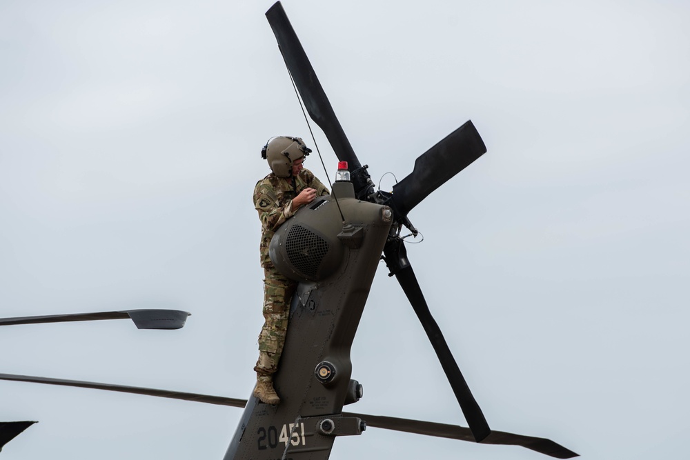 101st Combat Aviation Brigade Phantoms conduct night training