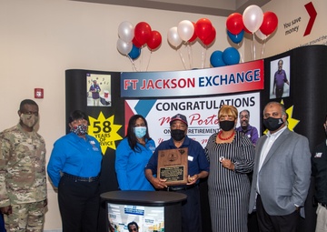 AAFES recognizes long-serving employees