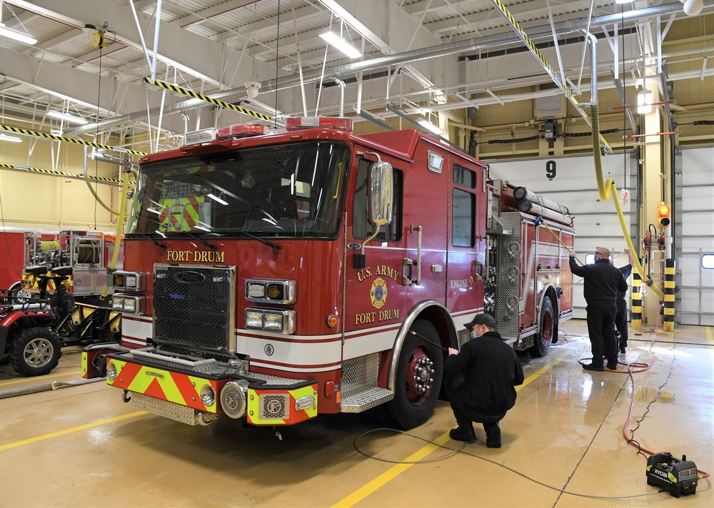 New fire engine enhances Fort Drum firefighting capabilities